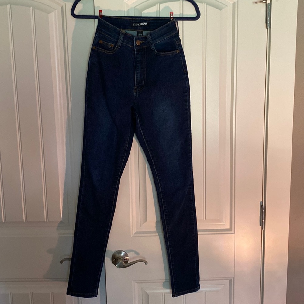 Fashion nova skinny Jean